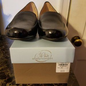Life Stride Comfort black shoe, size 8.